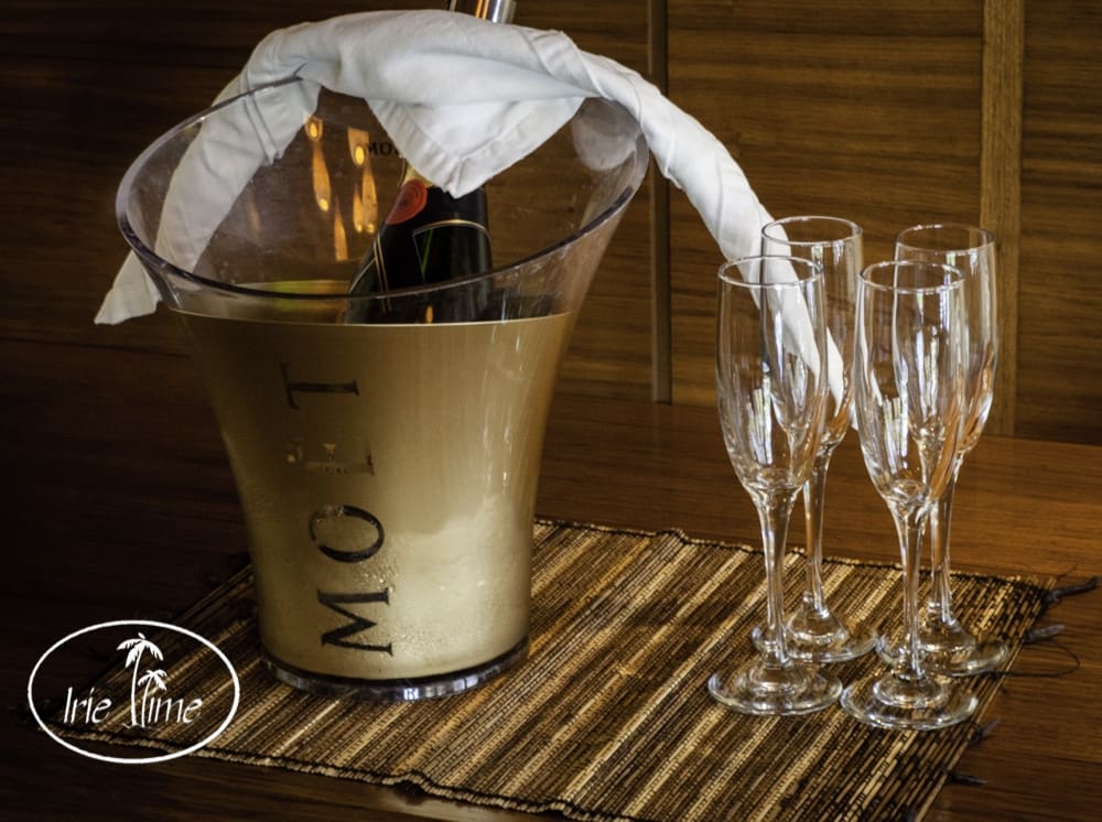 Yu Lounge, St. Kitts & Nevis